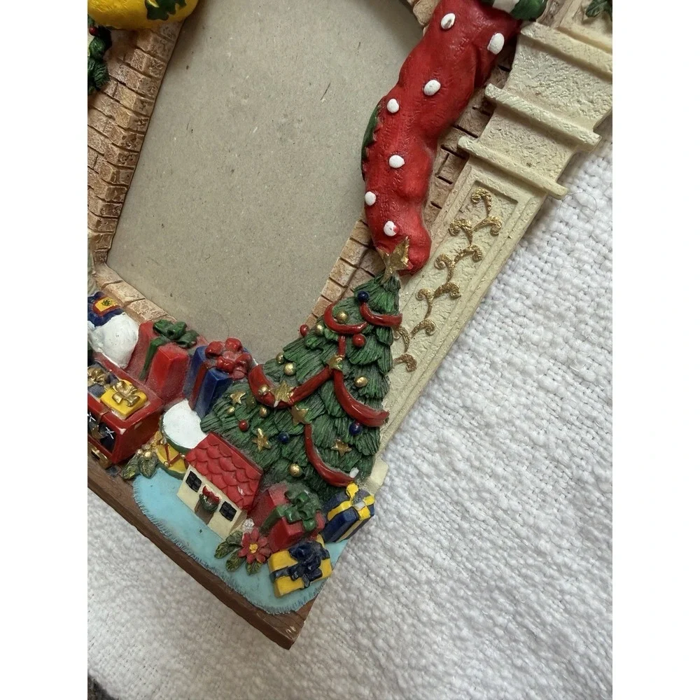 Vintage Resin 3D Christmas Holiday Fireplace Stocking Toys Picture Photo Frame